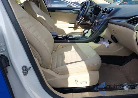 2015 Ford Fusion z USA, uszkodzony, nr VIN 1FA6P0H73F5123221